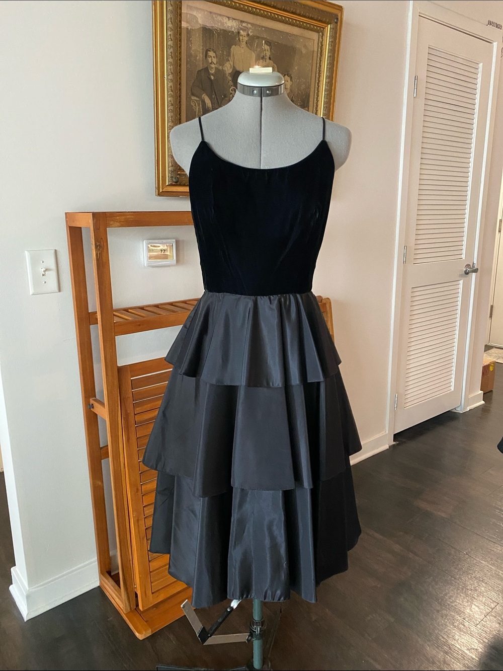 Vintage Black Tiered Velvet Prom Dress